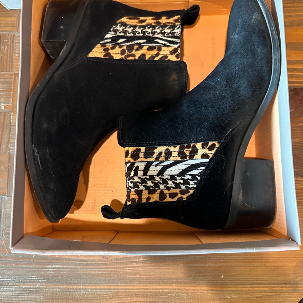 Crown Vintage Black and Leopard Print Ankle Boots